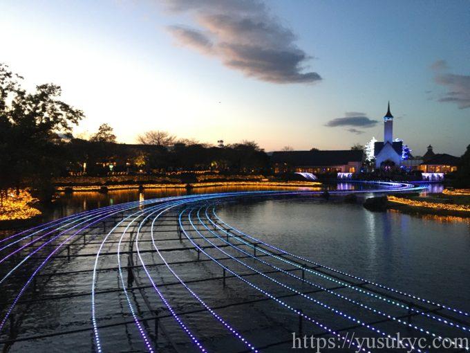 なばなの里イルミネーション2019-2020の水上イルミネーション