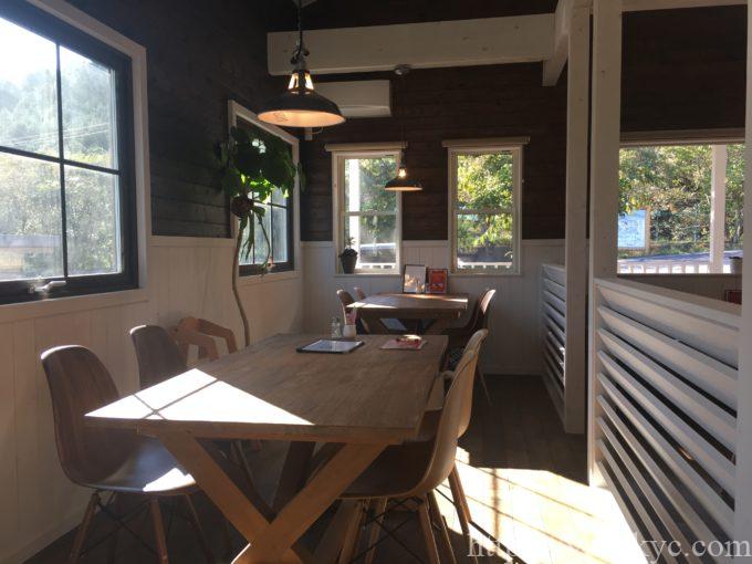 オリバーコーヒーの店内