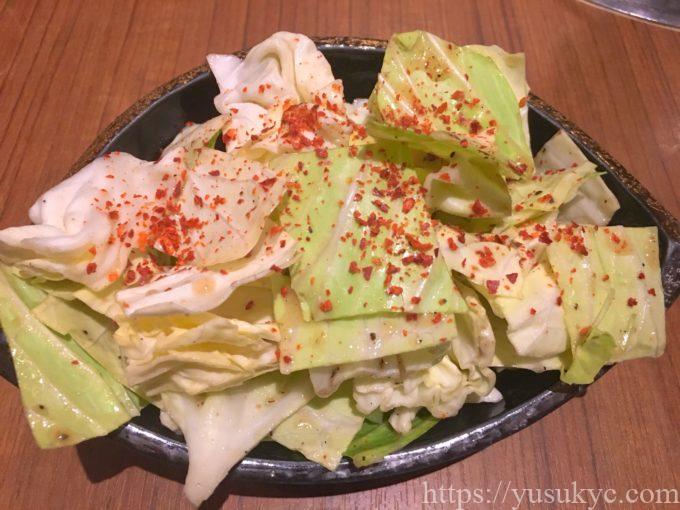 炙り山賊のメニュー（おつまみキャベツ）