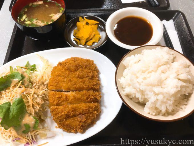 おふくろやのとんかつ定食