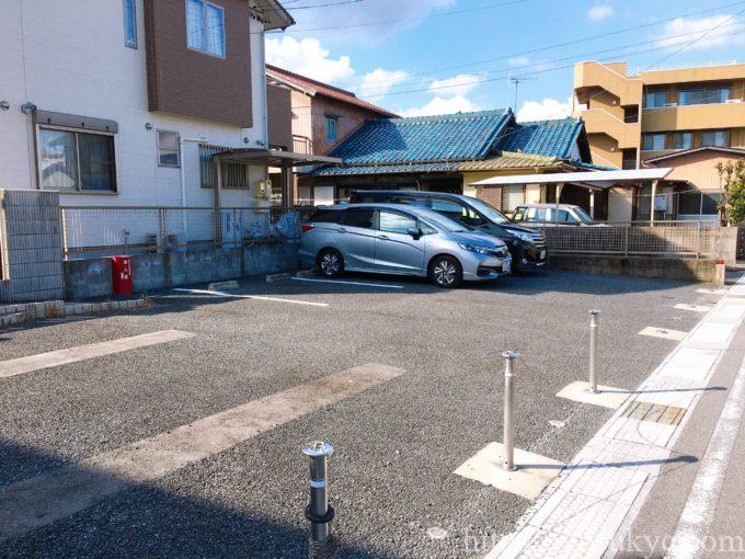 BUNBUNBUN(ブンブンブン)の駐車場