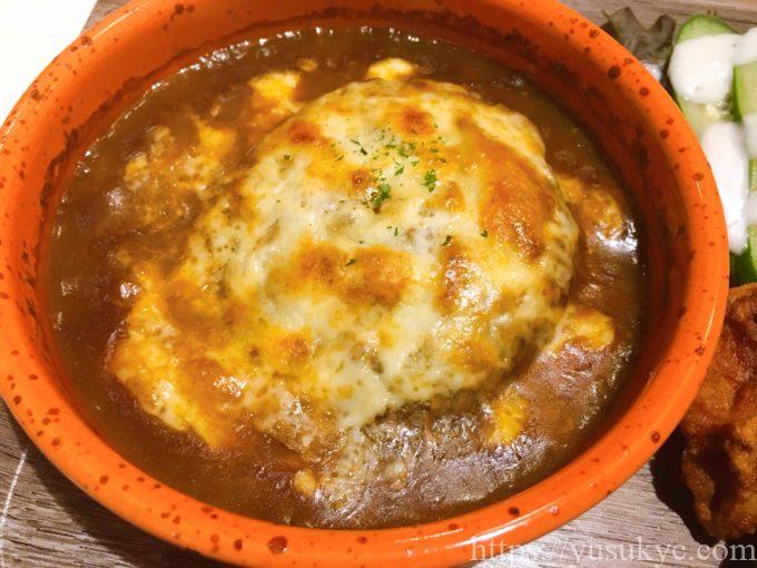 オレンジカウティーダイナーのメニュー(煮込みハンバーグ)