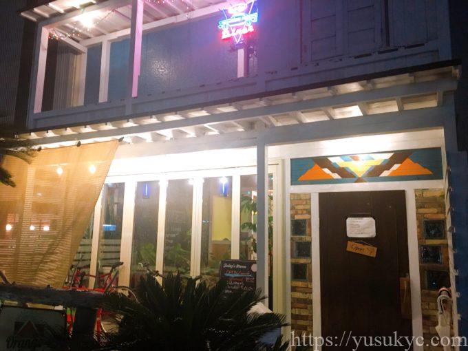 オレンジカウティーダイナーの外観