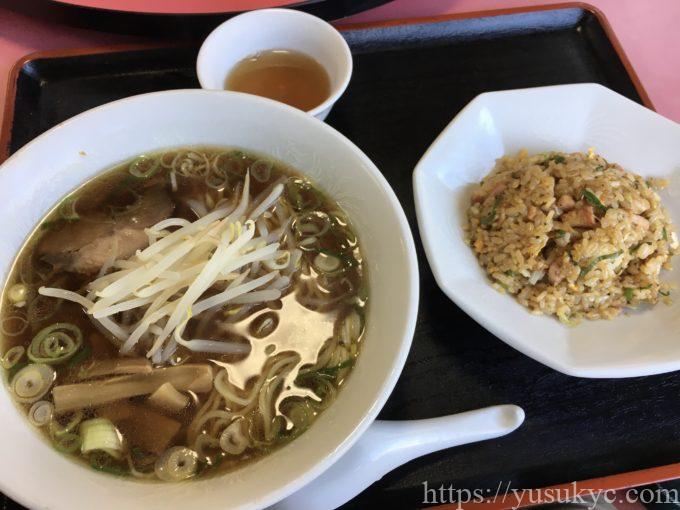 摩天楼(まてんろう)のランチ(ラーメン・半チャーハン)