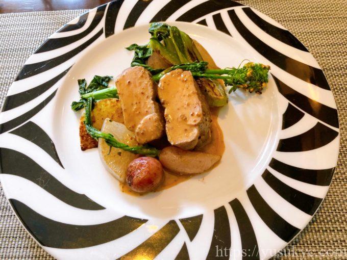 ビストロシェスギの肉料理