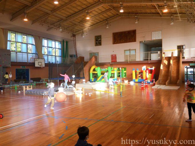 ういこっちゃねの体育館の遊び場