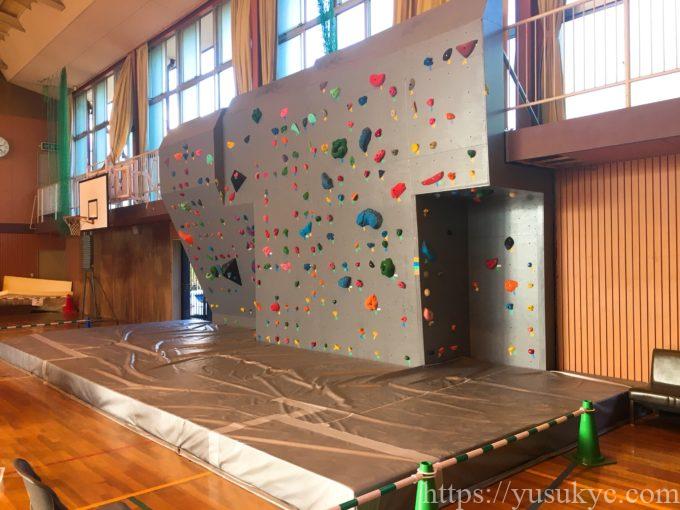 ういこっちゃねの遊び場(ボルダリング)