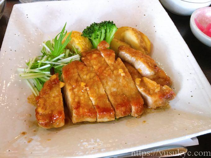 フーゲツのランチ(ポークソテーガーリックしょうゆ)