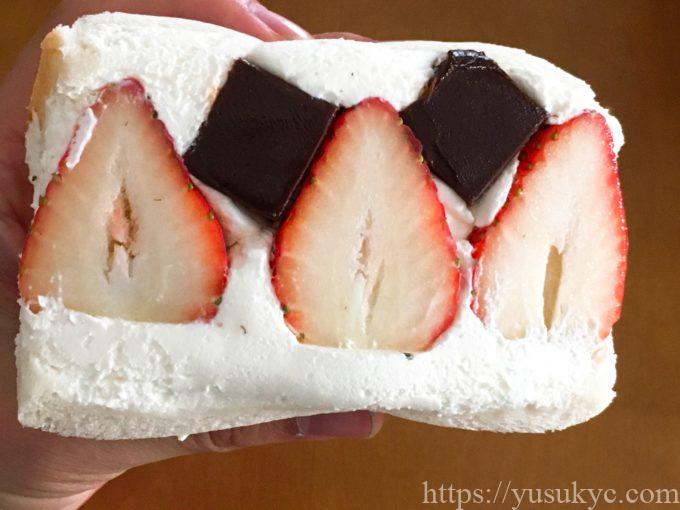 びっくはんどのフルーツサンド