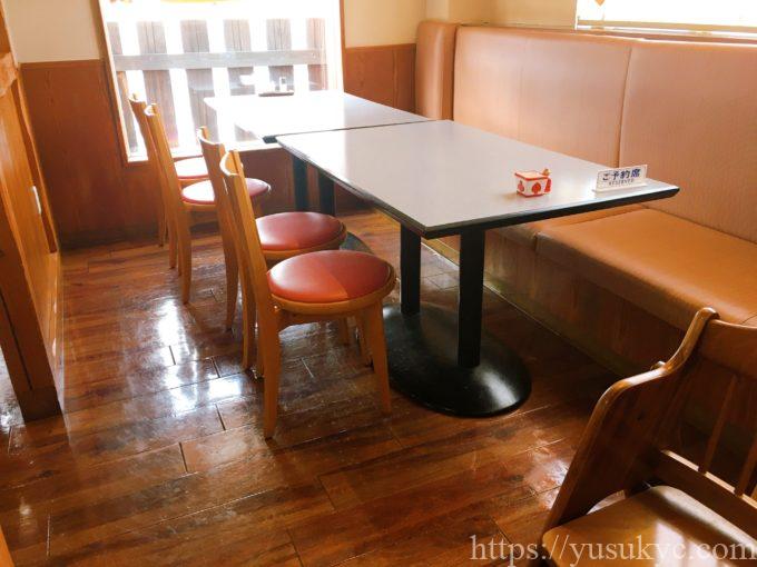 アミアンの店内