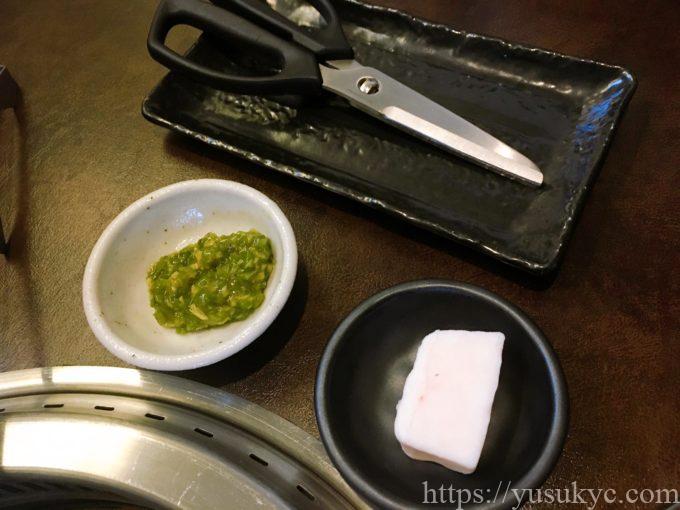 焼肉小川の店内