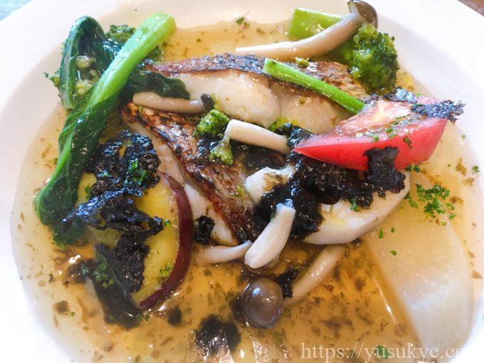 Wa-cha Wa-cha(わちゃわちゃ)のランチ(真鯛のグリル)