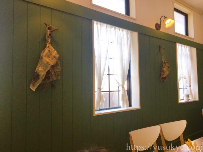 カフェブランパンの店内