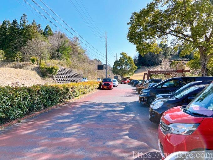 滋賀県甲賀市の水口スポーツの森の駐車場