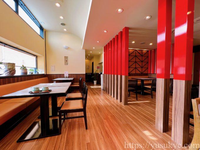 海老カツ・とんかつのむさしの店内