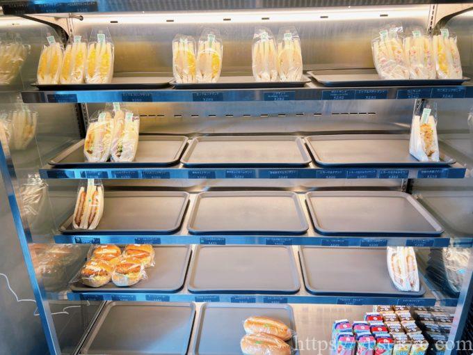 T/S Bakery(ティーエスベーカリー)の店内