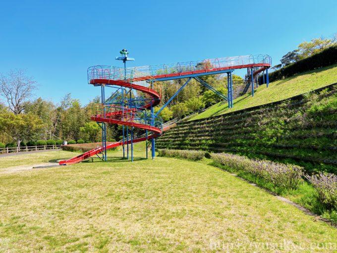 亀山公園のわんぱく広場