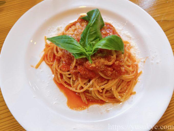 PIZZERIA LUNA E MARE(ピッツェリア ルーナ エ マーレ)のトマトのシンプルパスタ